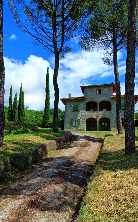 Villa Lo Scoiattolo: all'aperto, Giardino