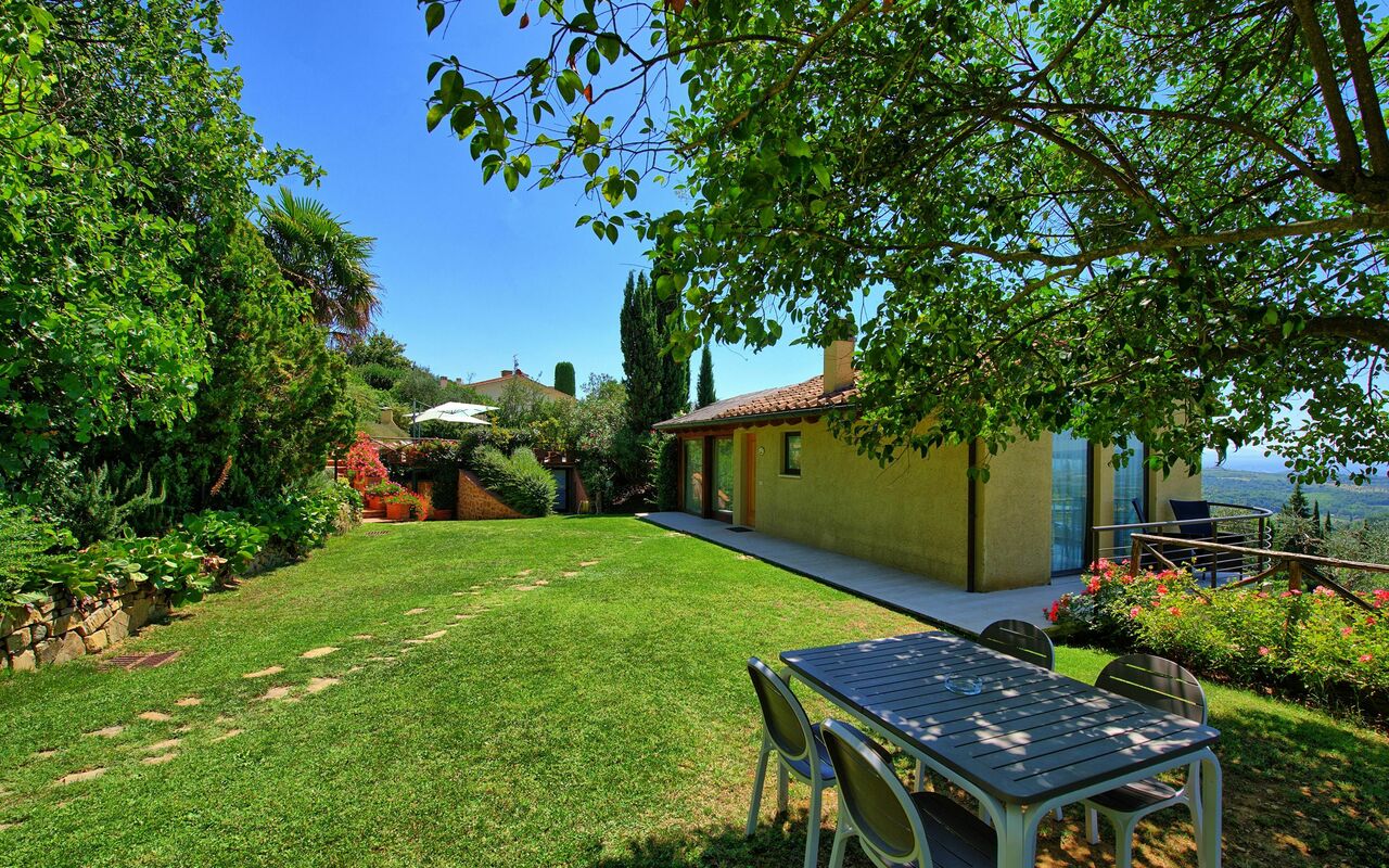 Casa Lucia: all'aperto, Giardino