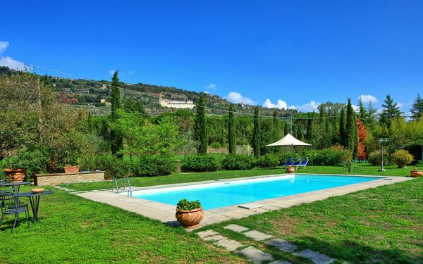 Villa Elisa: Giardino, Piscina
