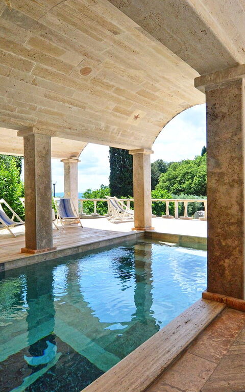 Le Querciolaie: Piscina