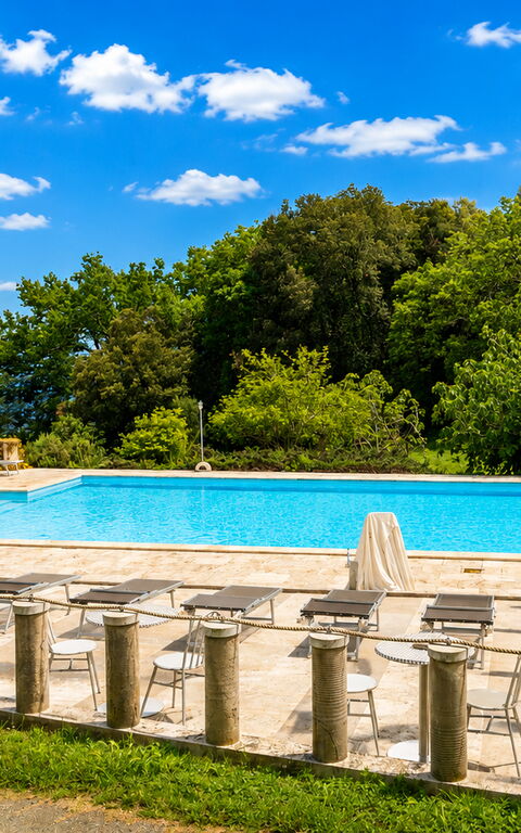 Le Querciolaie with Geothermal Pool: all'aperto, Esterni, Piscina