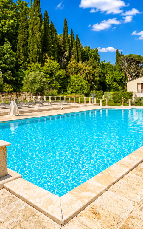 Le Querciolaie with Geothermal Pool: all'aperto, Esterni, Piscina