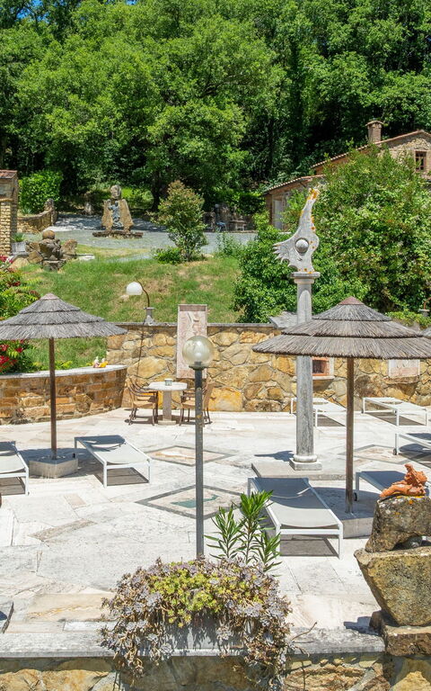 Le Querciolaie with Geothermal Pool: all'aperto