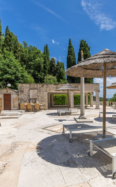 Le Querciolaie with Geothermal Pool: all'aperto