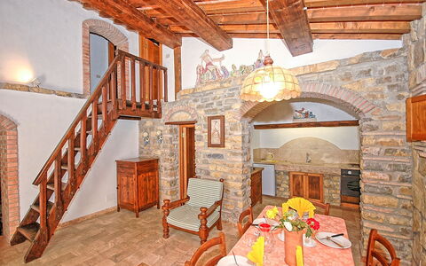 Alloggio Adamo Ed Eva: Cucina, Sala da pranzo, Soggiorno