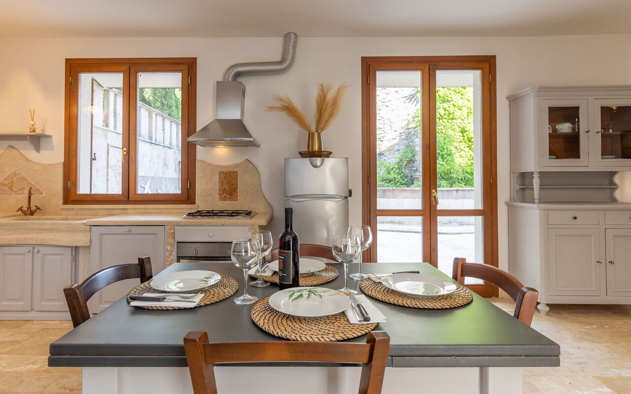 Alloggio Dependance 2: Cucina, Sala da pranzo