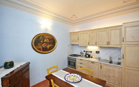 Alloggio Dante 2: Cucina, Sala da pranzo, Soggiorno