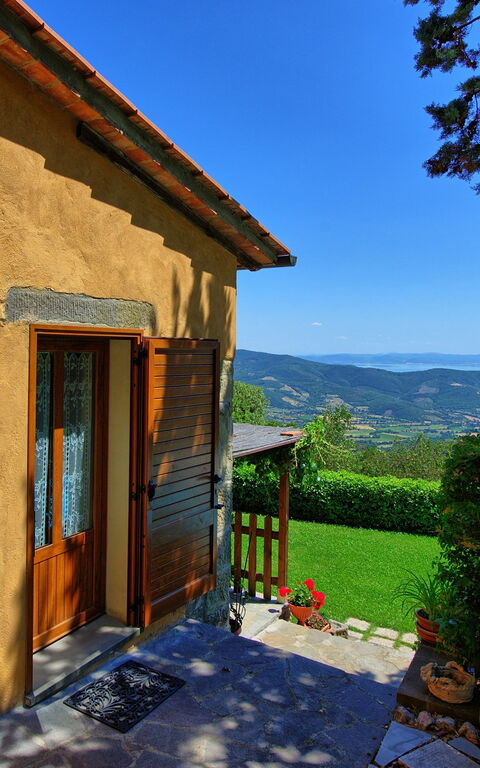 Il Salice: all'aperto, Esterni