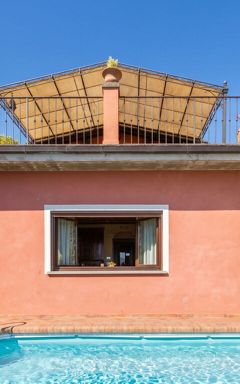 Casa Vania: all'aperto, Piscina
