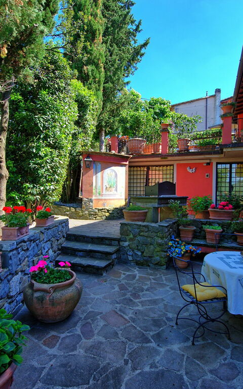 Casa Vania: all'aperto, Giardino
