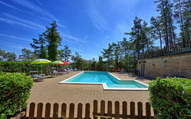 Villa Lorenzo: Giardino, Piscina
