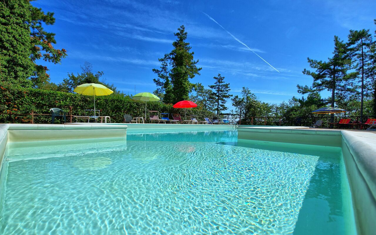 Villa Lorenzo: Piscina