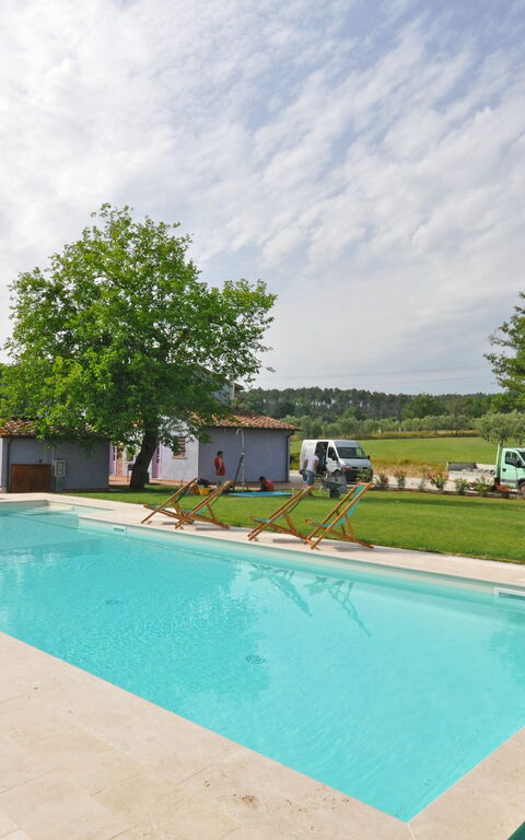 Villa Marginone: all'aperto, Esterni, Giardino, Piscina