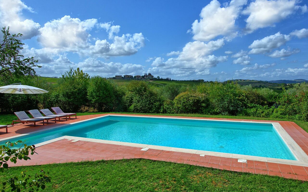 San Carlo: Giardino, Piscina