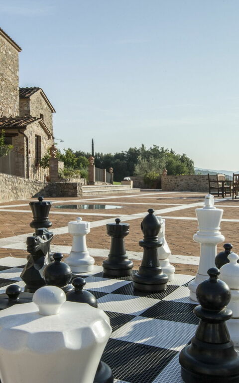 Villa Vittorio: all'aperto, Attività