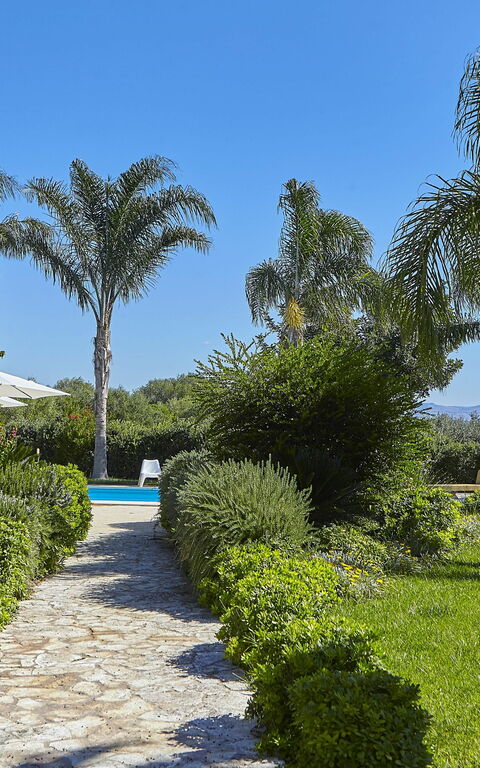 Villa Oasi: Giardino