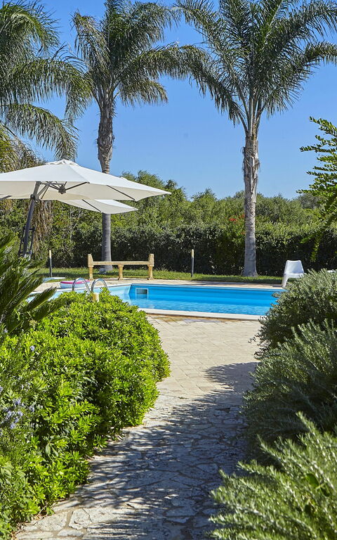 Villa Oasi: Giardino, Piscina