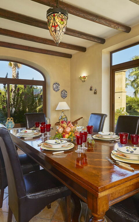 Villa Oasi: Sala da pranzo, Soggiorno