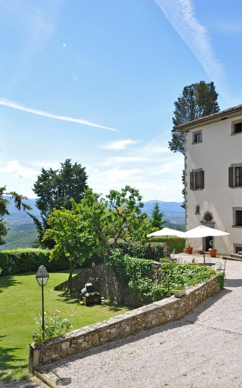 Civetta: all'aperto, Esterni