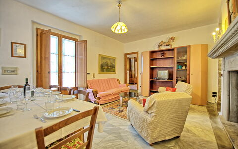 Alloggio Rondini: Sala da pranzo, Soggiorno