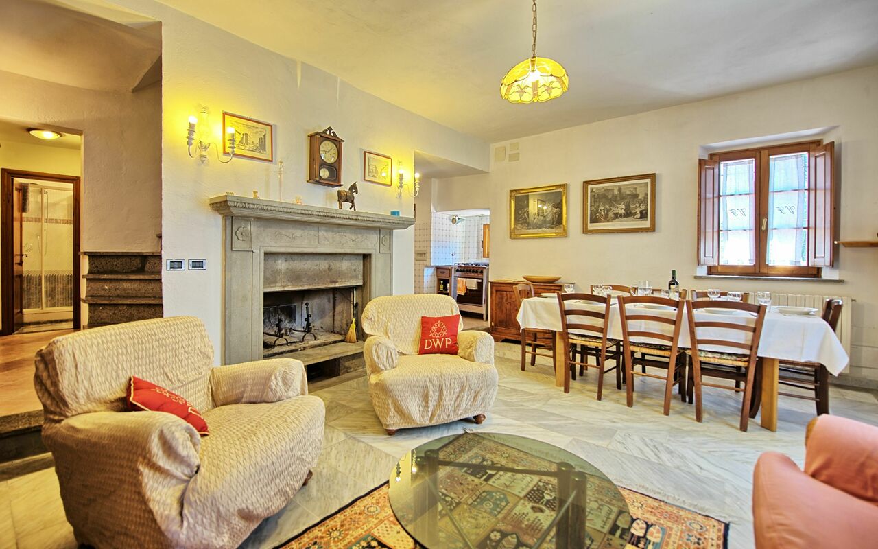 Alloggio Rondini: Sala da pranzo, Soggiorno