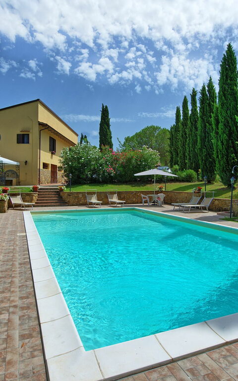 Villa Gloria: Piscina