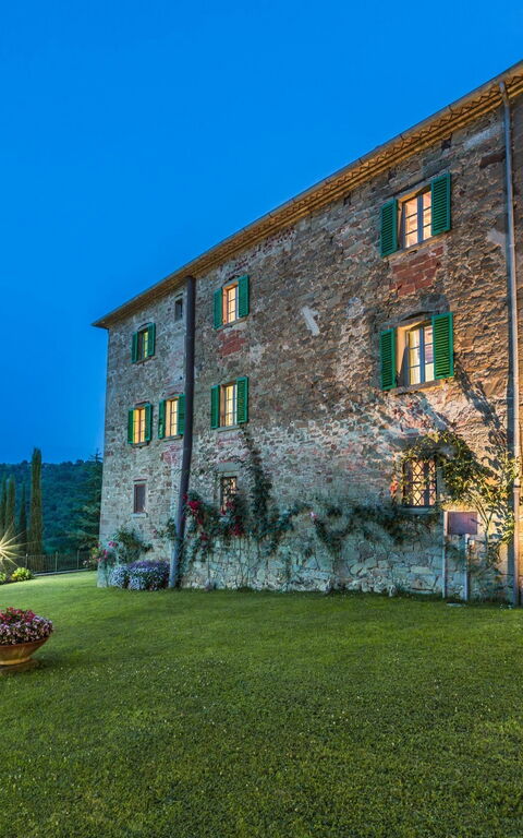 Palazzo Rosadi: all'aperto, Giardino