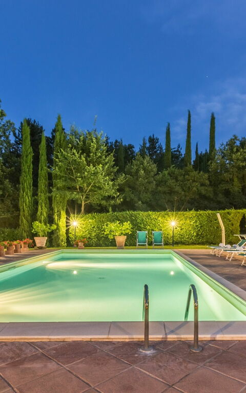 Torre Del Cielo: Giardino, Piscina