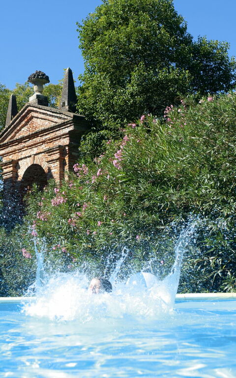 Ca' Marcello: all'aperto, Piscina