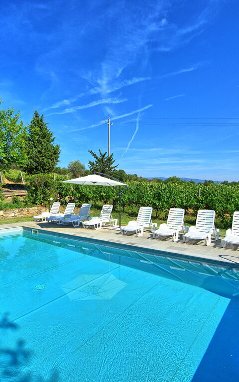 Scerfio: all'aperto, Estate, Piscina