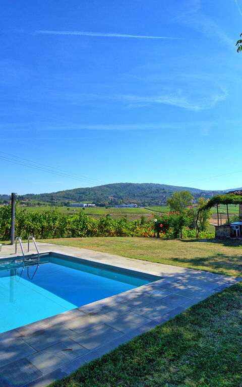 Scerfio: all'aperto, Estate, Piscina