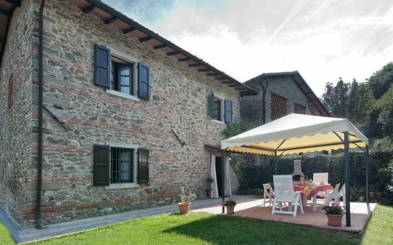 Il Palazzetto: all'aperto, Giardino