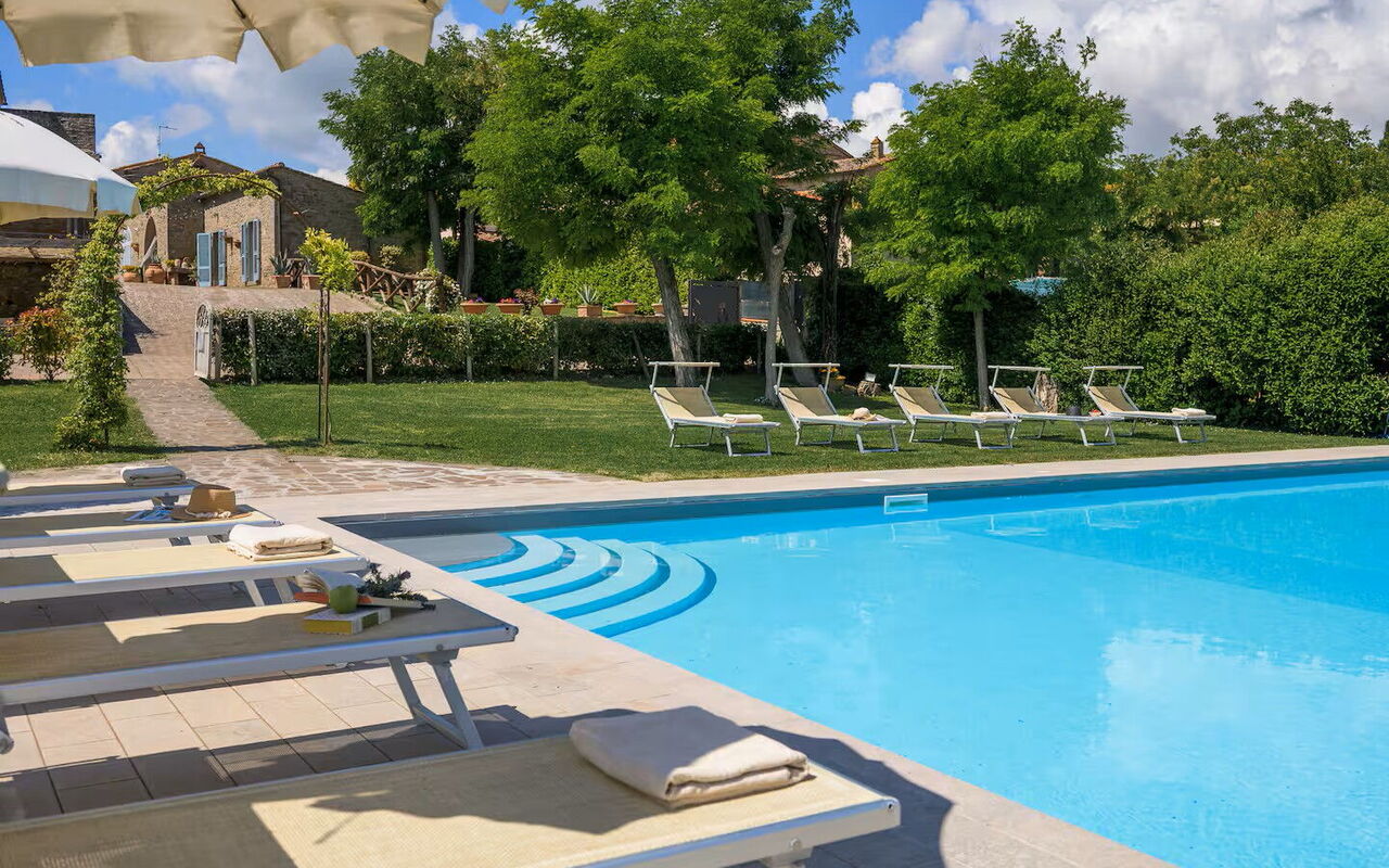 Villa Giare: all'aperto, Piscina