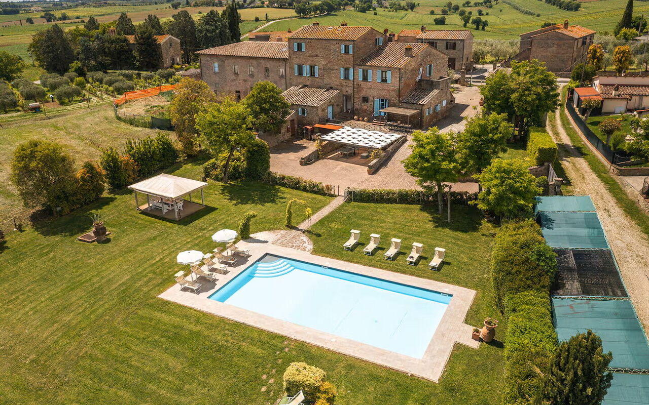 Villa Giare: all'aperto, Esterni, Piscina