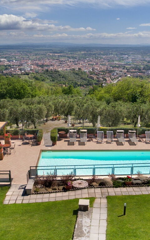 Villa Le Ferrette: Giardino, Piscina, Vista Panoramica