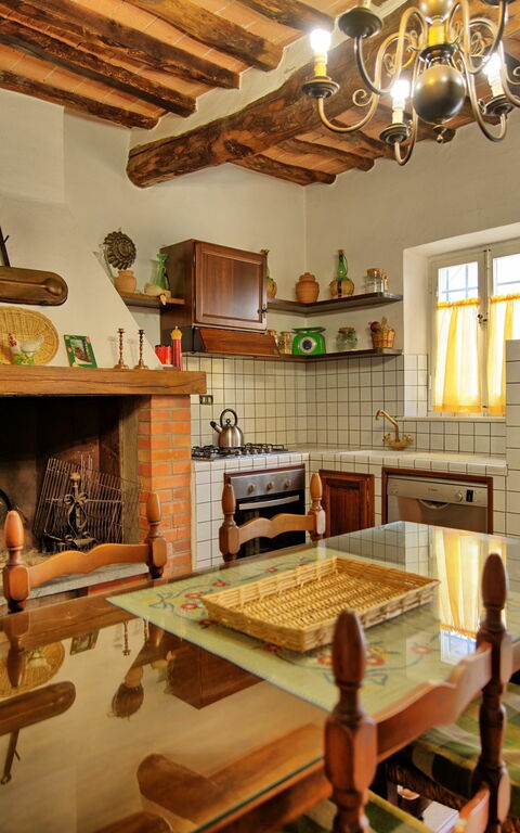 Villa Buonaparte: Cucina, Sala da pranzo