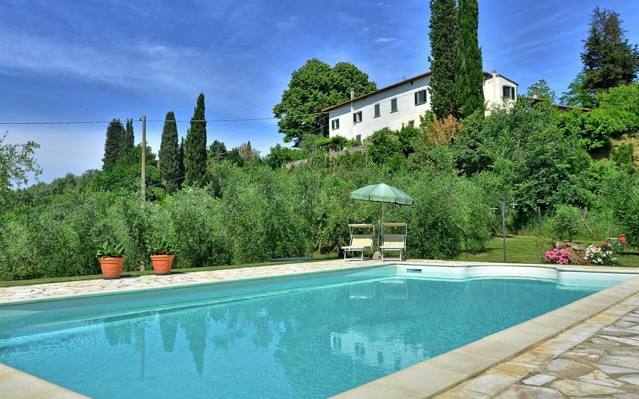 Villa Buonaparte: Giardino, Piscina