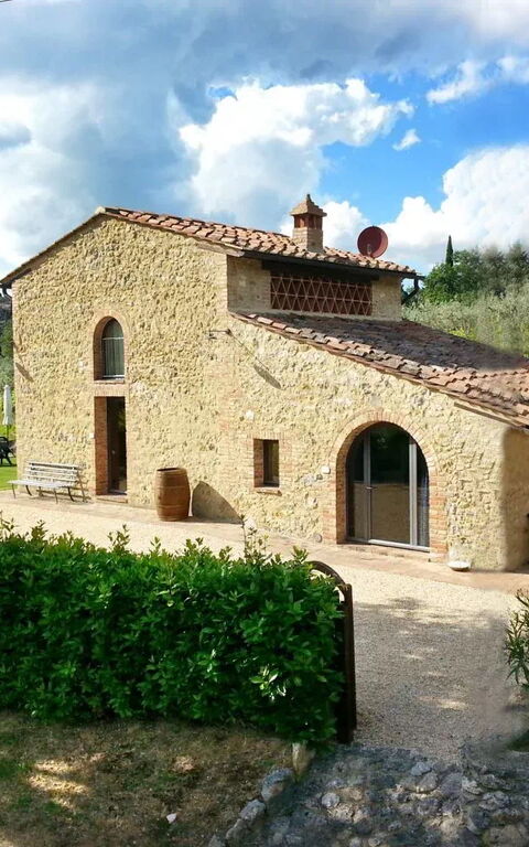 Podere Degli Olivi: all'aperto, Estate, Giardino