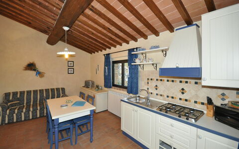 Alloggio Ortensia: Cucina, Sala da pranzo, Soggiorno