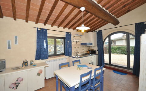 Alloggio Ortensia: Cucina, Sala da pranzo, Soggiorno