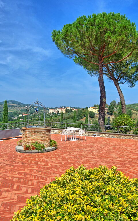 Poggiluglio: Giardino