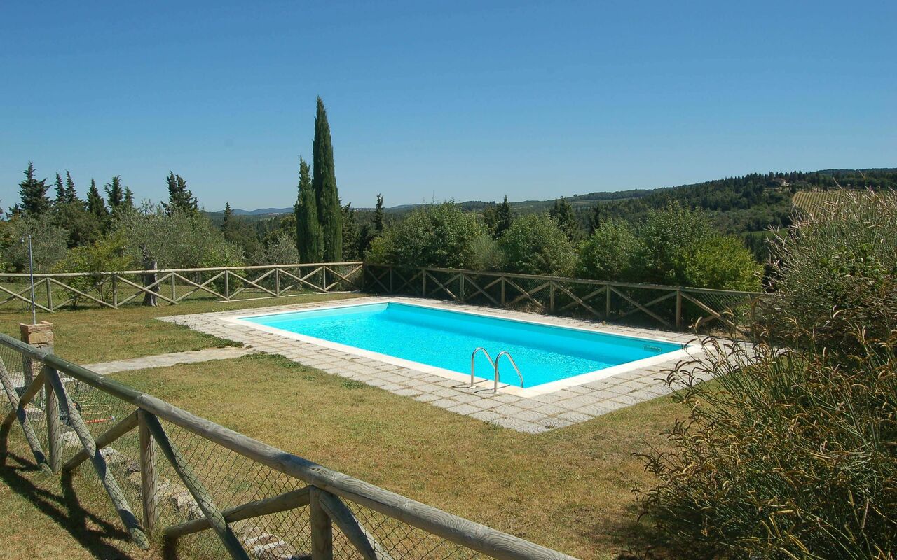 Appartamento Beatrice: Giardino, Piscina