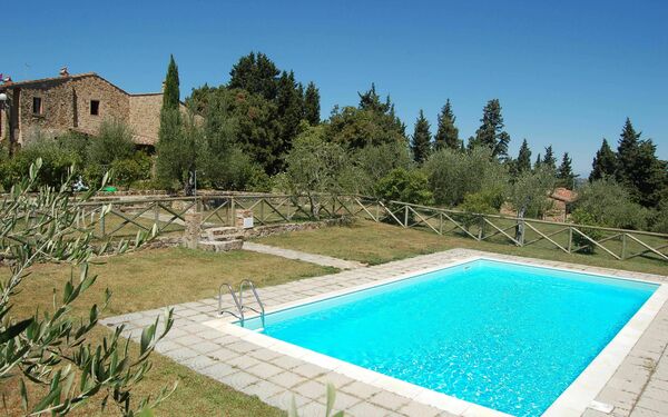 Appartamento Beatrice: Giardino, Piscina