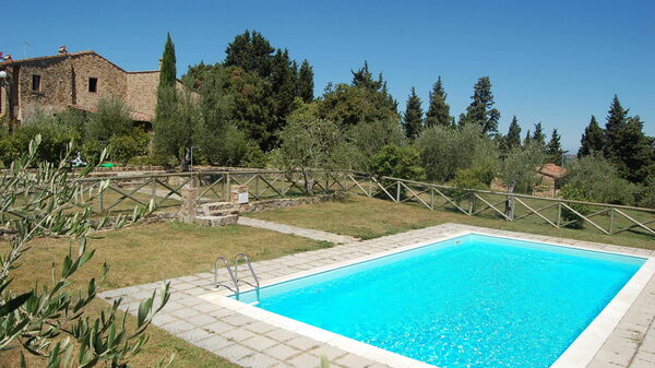 Appartamento Beatrice: Giardino, Piscina