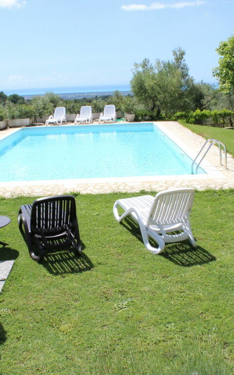 Guardistallo: Giardino