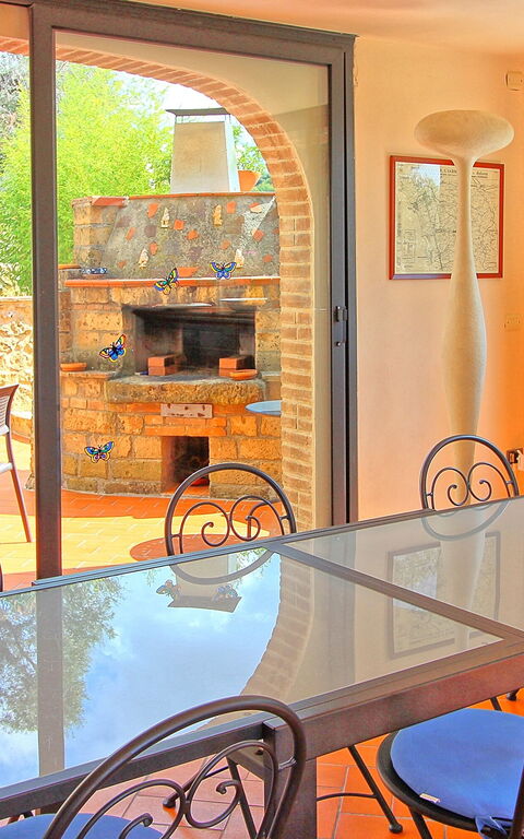 Guardistallo: Sala da pranzo, Soggiorno