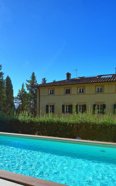 Villa Camaiore: all'aperto, Giardino, Piscina