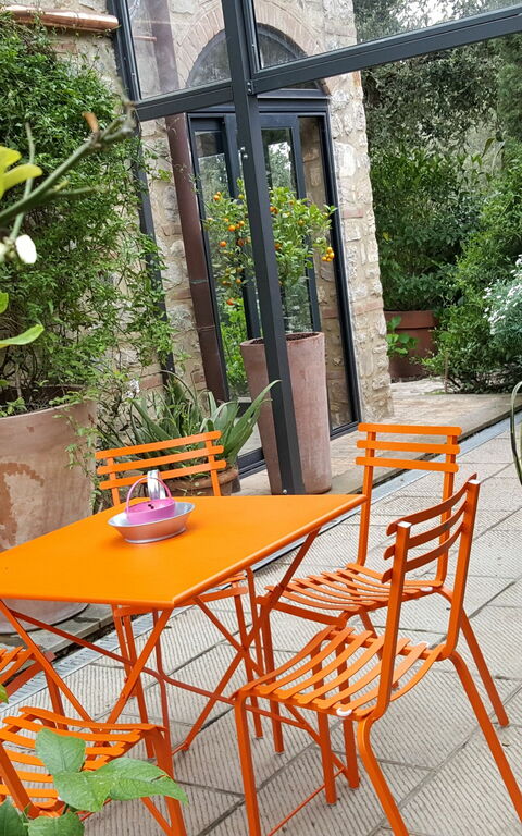 Villa Nova: all'aperto, Esterni