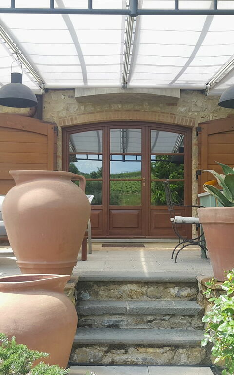 Villa Nova: all'aperto, Esterni