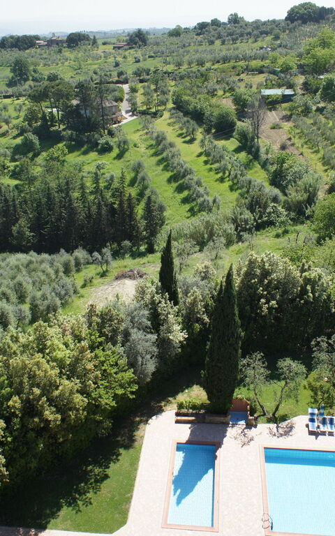 La Valle: Giardino, Piscina, Vista Panoramica